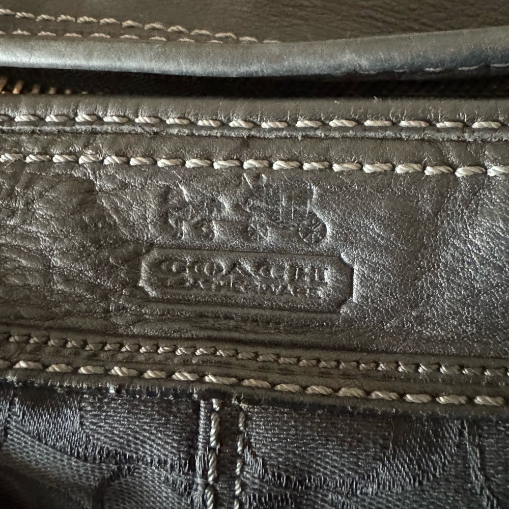 Coach Legacy Bleeker Bag - Picture 3 of 7